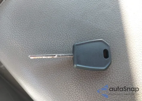 2019 Ford F-150 Xl z USA, uszkodzony, nr VIN 1FTMF1CB0KKC41230